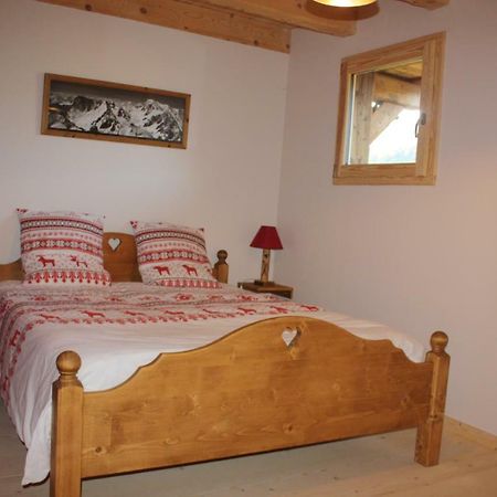 La Case Bed & Breakfast Abondance Bagian luar foto