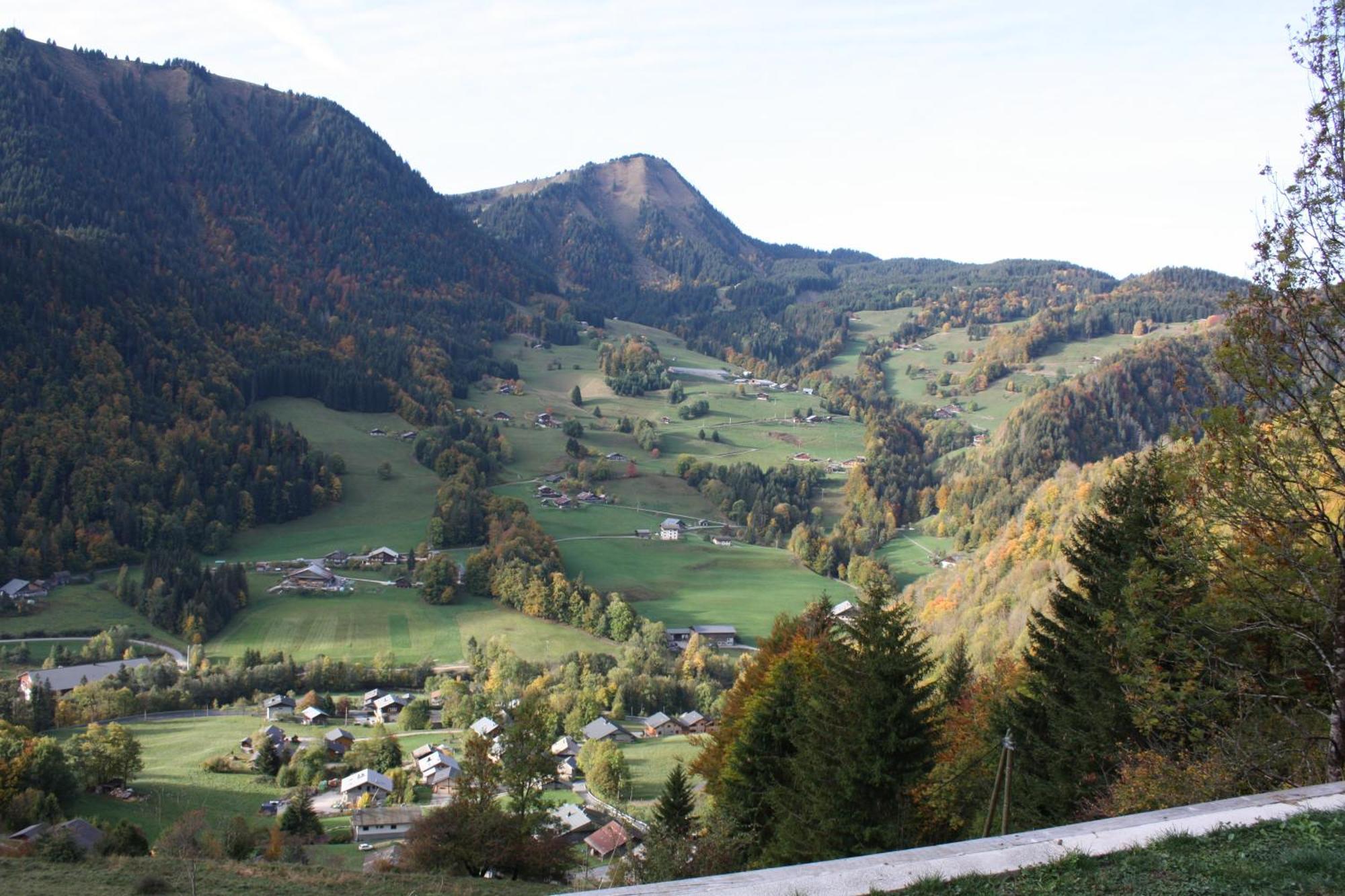 La Case Bed & Breakfast Abondance Bagian luar foto