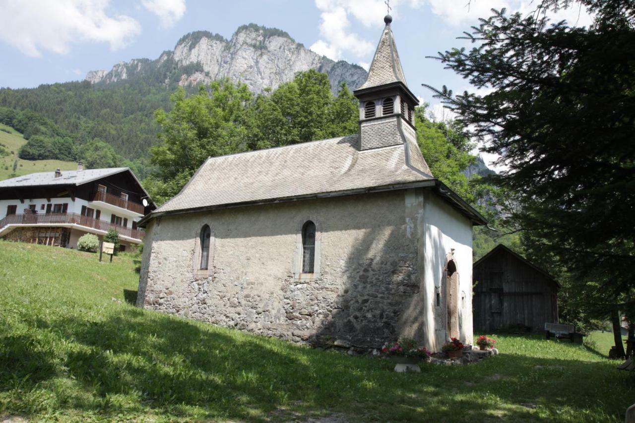 La Case Bed & Breakfast Abondance Bagian luar foto